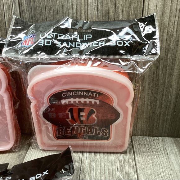 3pk Cincinnati Bangals NFL UltraFlip 3D Plastic Sandwich Box Holder Container - Picture 3 of 6